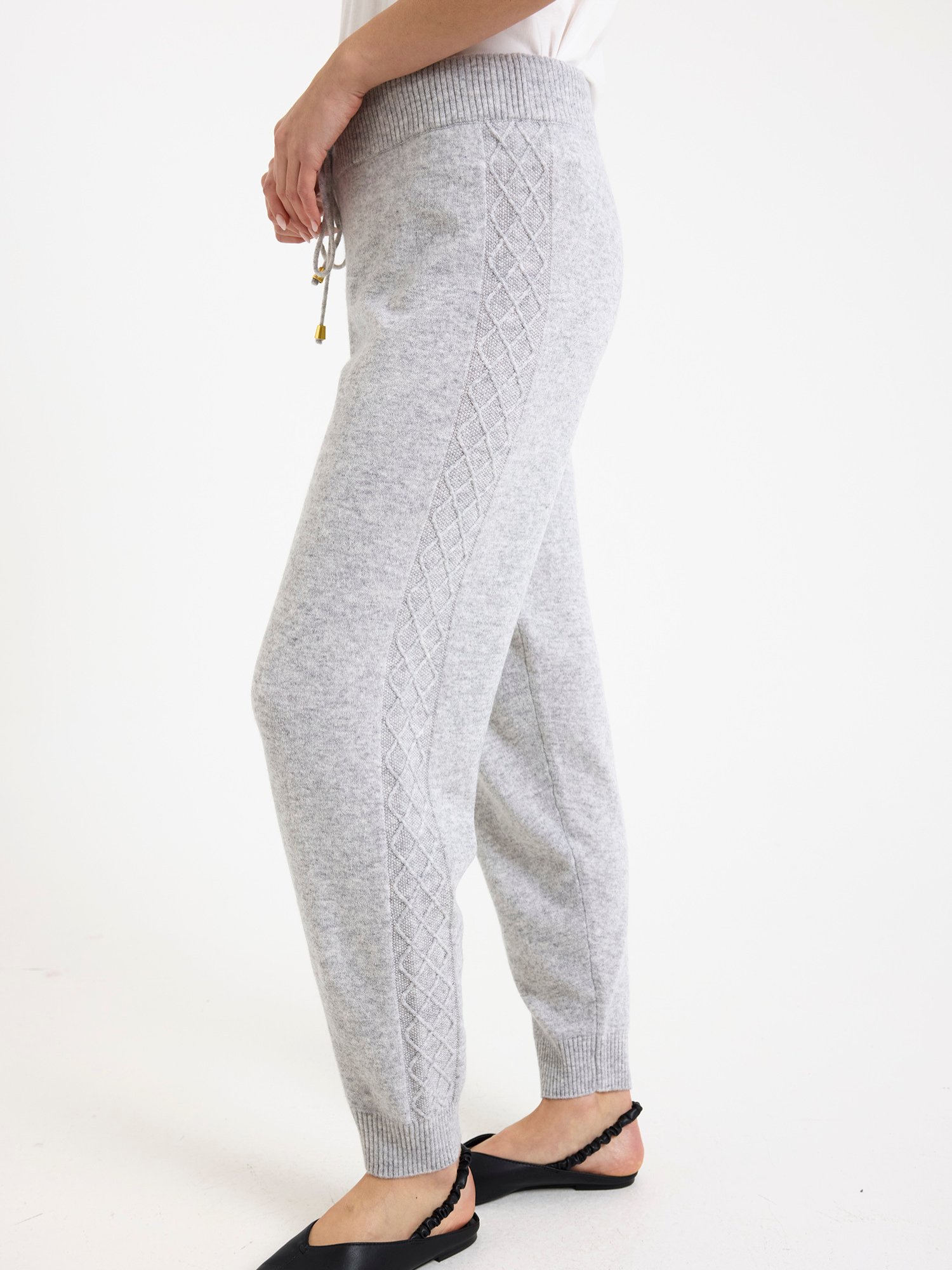 Luxe Cable Cashmere Jogger